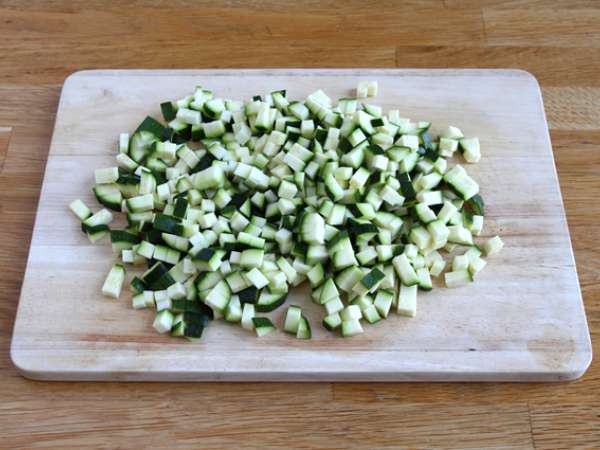 Kabak, keçi peyniri ve limon salatası - Hazırlık adım 2