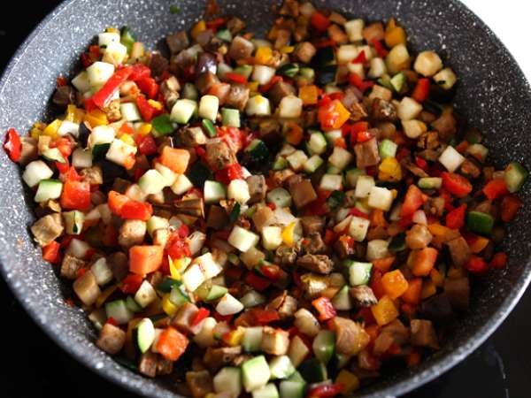 Sebzeli börek - Herkes için bir yemek - Hazırlık adım 1