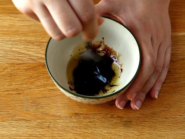 Kabak ve somon füme ruloları - Hazırlık adım 3