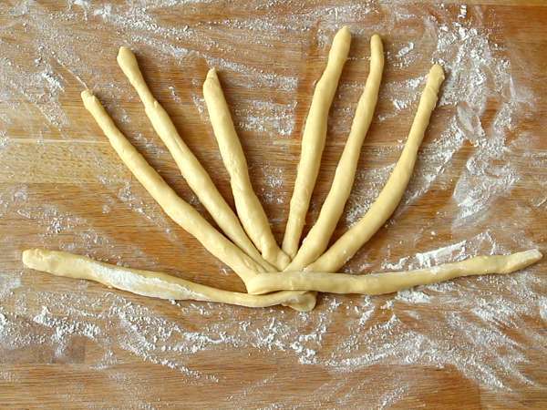 8 telli örgülü topuzlar - Hazırlık adım 7