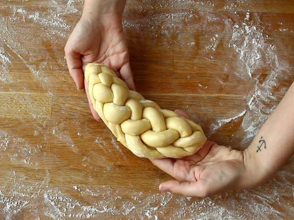 8 telli örgülü topuzlar - Hazırlık adım 10