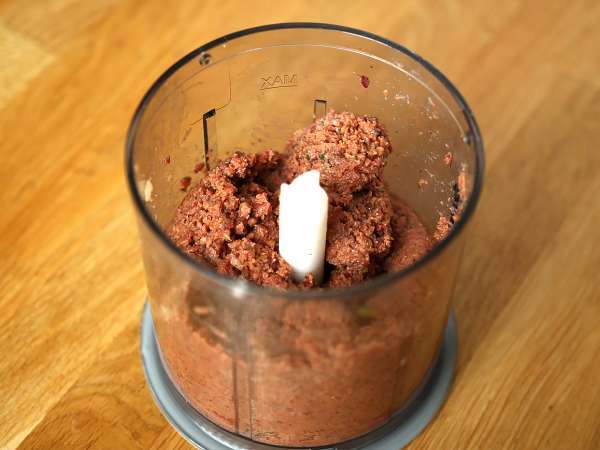 Domates soslu vejetaryen seitan köfte - Hazırlık adım 2