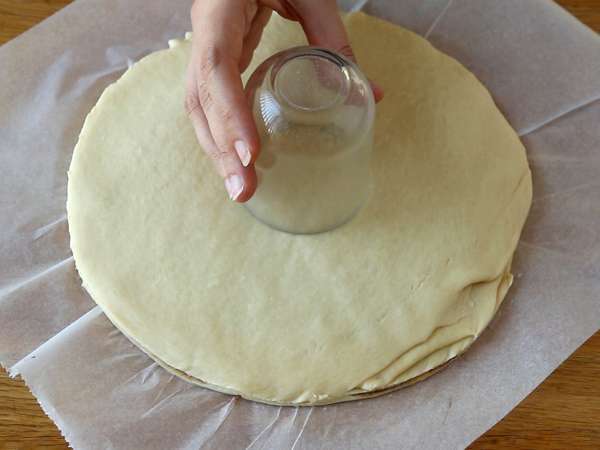 Sürme ile pul börek - Hazırlık adım 8