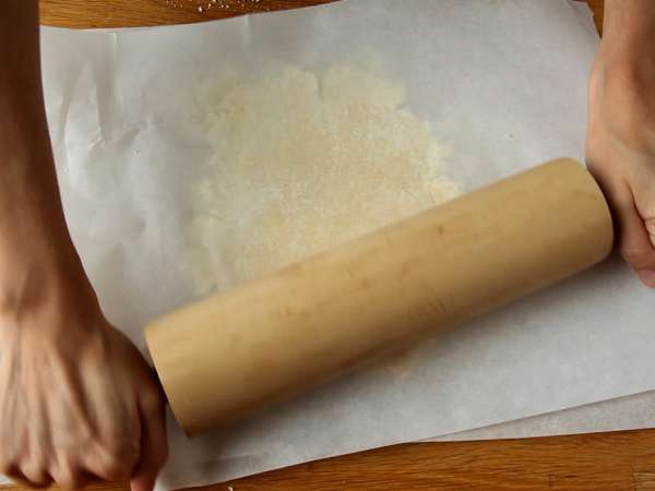 Rustik şeftalili ve biberiyeli tart - Hazırlık adım 3