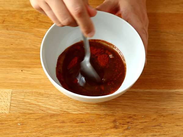 Pico de gallo ve ev yapımı tortilla cipsi - Hazırlık adım 4