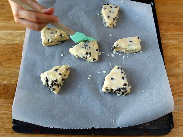 Kolay, kabarık çikolatalı çörekler - Hazırlık adım 6