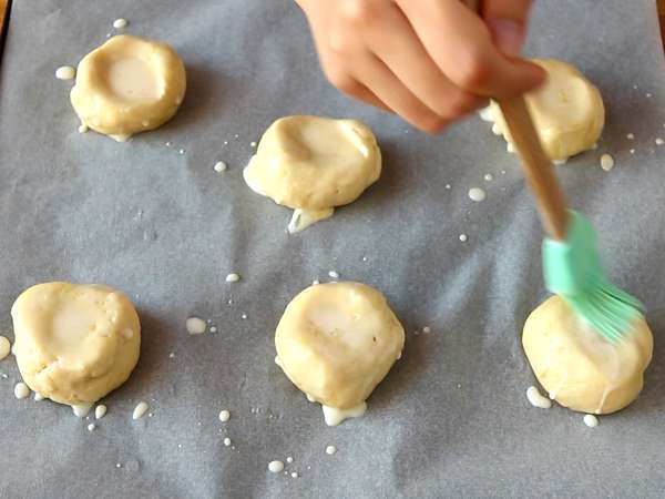 Limon kabuğu rendeli çörekler - Hazırlık adım 6