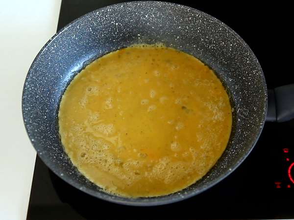 Omletli sandviç - Fransız tostlu omletli sandviç - Yumurtalı sandviç hack - Hazırlık adım 2