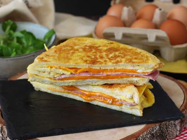 Omletli sandviç - Fransız tostlu omletli sandviç - Yumurtalı sandviç hack - Hazırlık adım 6