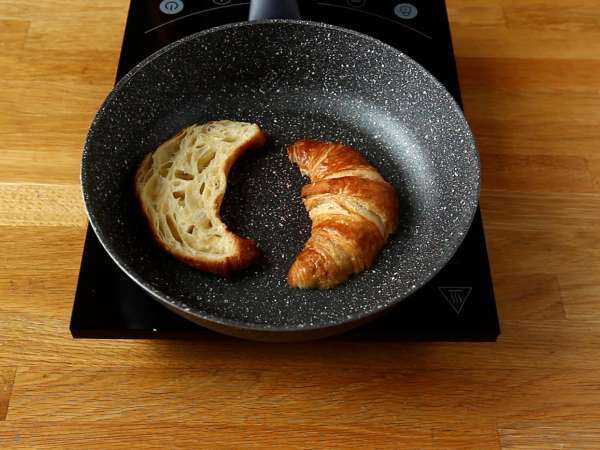 Lezzetli bir brunch için Raclette kruvasan sandviç! - Hazırlık adım 3