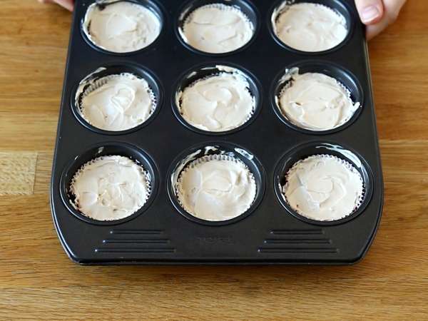 Speculoos bisküvili fırında pişmeyen cheesecake - Hazırlık adım 5