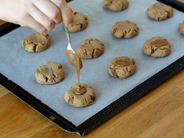 Sadece 3 malzemeli Speculoos bisküvileri - Hazırlık adım 4