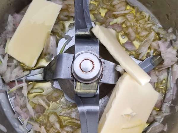 Thermomix ile mantarlı risotto - Hazırlık adım 1