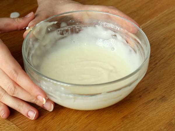 Limonlu ve beyaz çikolatalı Paskalya Bundt keki - Hazırlık adım 6