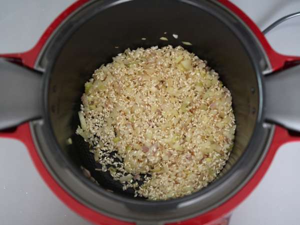 Cookeo'da mantarlı risotto - Hazırlık adım 3