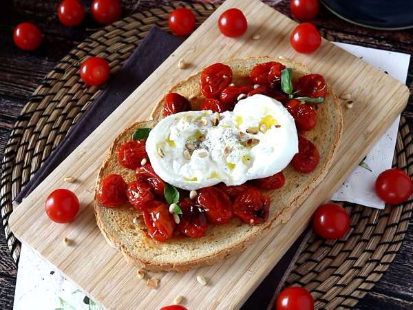 Kavrulmuş domates ve burrata bruschetta - Hazırlık adım 5