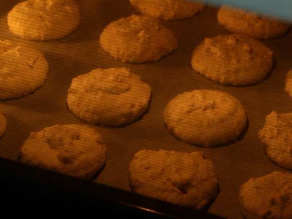 Amaretti, kahvenin yanında mükemmel İtalyan badem ikramı! - Hazırlık adım 4