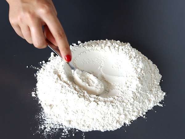 Lazanya için yumurtalı makarna nasıl hazırlanır - Hazırlık adım 1