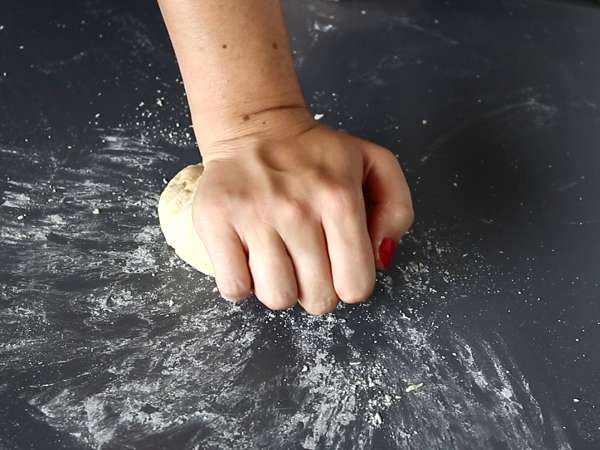 Yumurtalı garganelli nasıl hazırlanır - Hazırlık adım 3