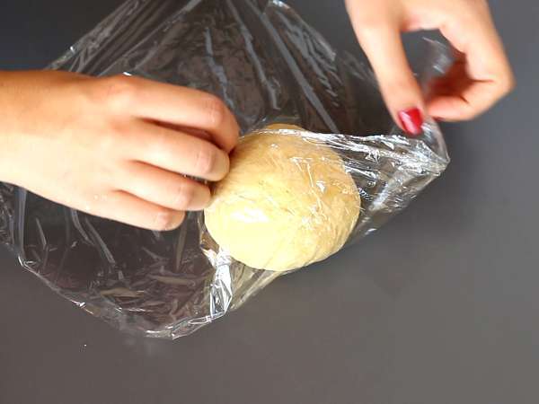 Ev yapımı yumurtalı pappardelle: adım adım açıklanan tarif - Hazırlık adım 4