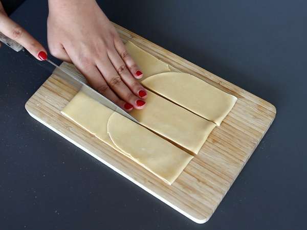 Caramelle, balkabağı ve ricotta dolgulu şeker şeklinde ravioli - Hazırlık adım 8