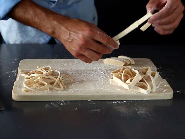 Ev yapımı tagliatelle, adım adım açıklanan prosedür - Hazırlık adım 6