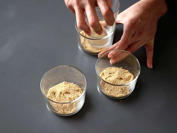 Çikolatalı ve nugalı kuplar. Kolay tarif - Hazırlık adım 2