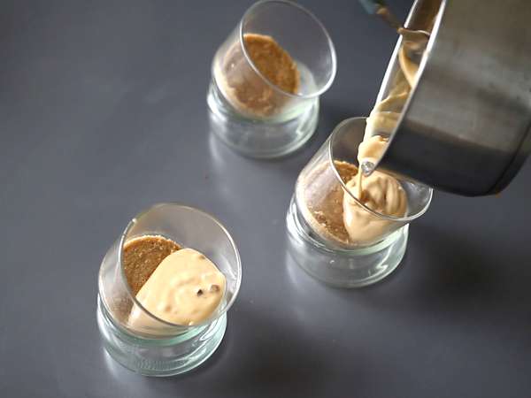 Çikolatalı ve nugalı kuplar. Kolay tarif - Hazırlık adım 6