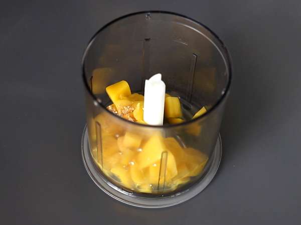 Tatlı ve tuzlu bir aperatif için karides ve mango verrines - Hazırlık adım 6