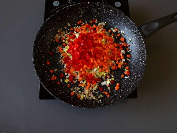 Nasi goreng, Endonezya'nın pirinç yemeği - Hazırlık adım 4