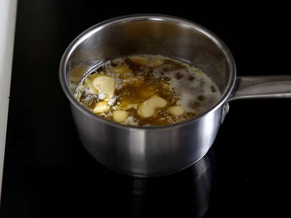 Cömert üst kaplama için kase şeklinde pişmiş churros - Hazırlık adım 1