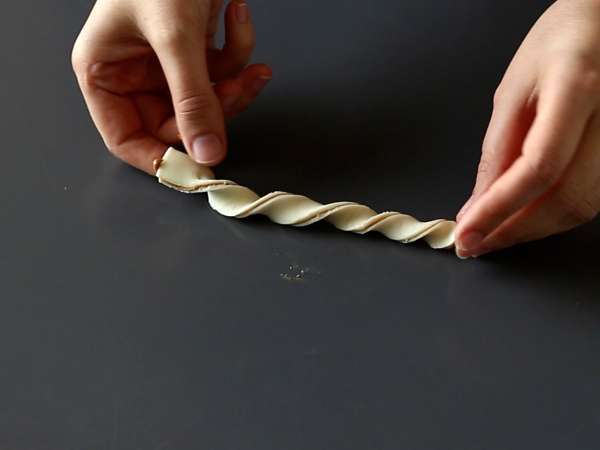 Speculoos puf böreği bisküvileri - yapımı hızlı ve kolay - Hazırlık adım 3