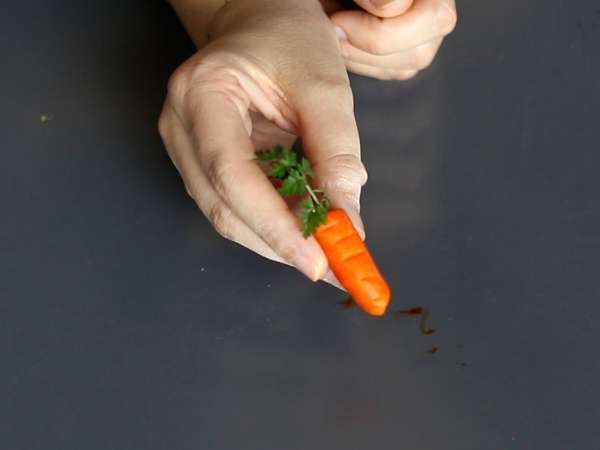 Çikolatalı ganaj ile kaplanmış kurabiye kapları, havuçlu tencere stili - Hazırlık adım 5