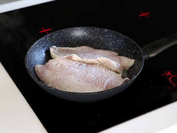 Hindistan cevizi sütü ile pişmiş çipura - bayılacağınız balık yemeği - Hazırlık adım 3