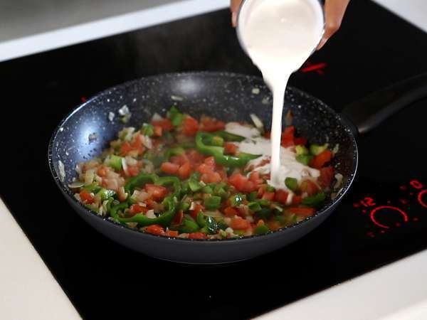 Hindistan cevizi sütü ile pişmiş çipura - bayılacağınız balık yemeği - Hazırlık adım 5