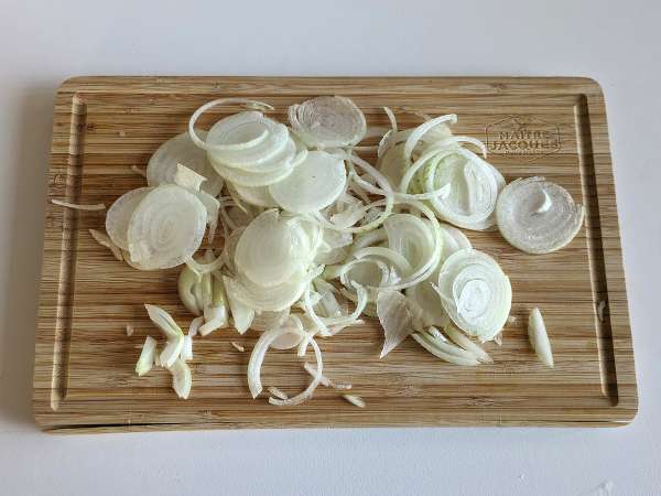 Soğanlı omlet, lezzetli ve hazırlaması kolay bir tarif - Hazırlık adım 1