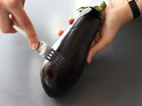 Baba ganuş, Lübnan'ın lezzetli patlıcan ezmesi - Hazırlık adım 1