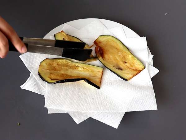 Patlıcan parmigiana, adım adım açıklanan geleneksel tarif! - Hazırlık adım 6