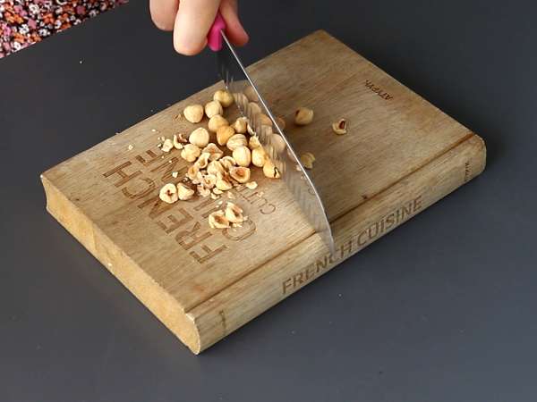 Fırında pişmeyen, süper lezzetli Kinder Bueno verrines - Hazırlık adım 1