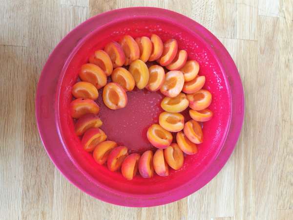 Kolay kayısılı clafoutis - Hazırlık adım 4