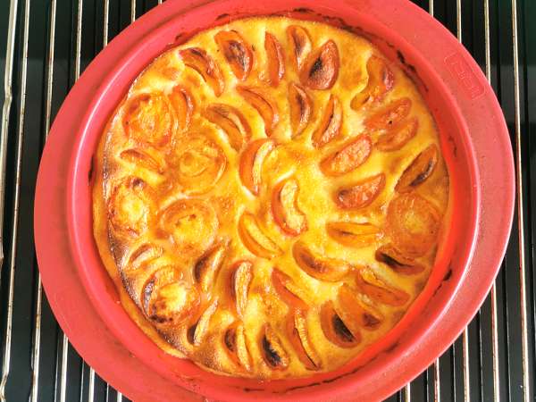 Kolay kayısılı clafoutis - Hazırlık adım 8