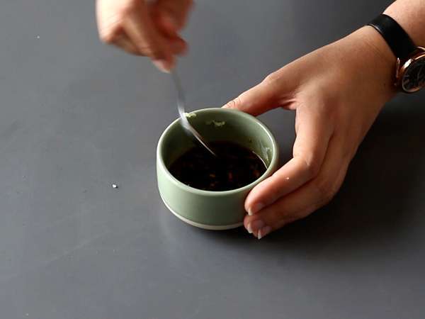 Bibimbap, geleneksel Kore yemeği - Hazırlık adım 1