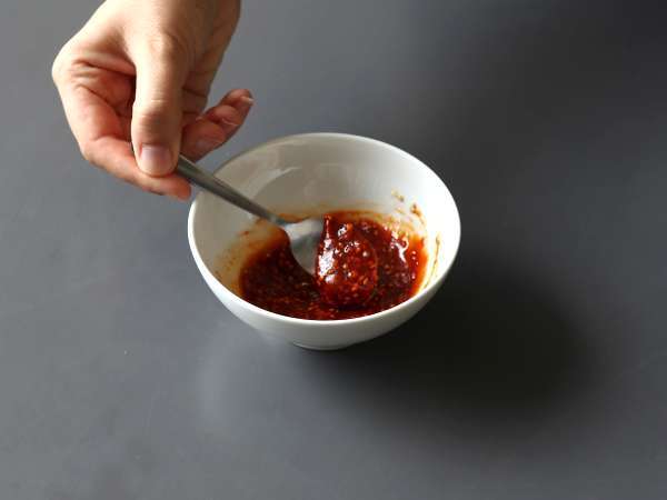 Gochujang soslu Kore usulü somon 8 dakikada hazır - Hazırlık adım 2