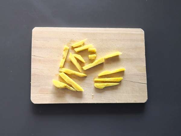 Salatalık, misket limonu, nane ve zencefil aromalı su - Hazırlık adım 2