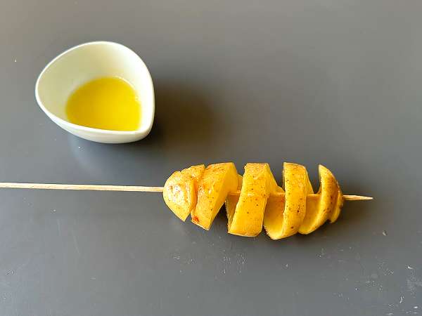 Çubukta spiral patates, makine kullanmadan kusursuz teknik - Hazırlık adım 3