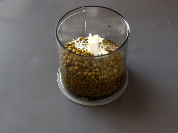 Vejetaryen verrines: bezelye çorbası kreması, parmesan crumble ve mascarpone kreması - Hazırlık adım 3