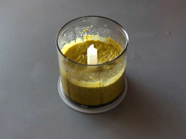 Vejetaryen verrines: bezelye çorbası kreması, parmesan crumble ve mascarpone kreması - Hazırlık adım 4