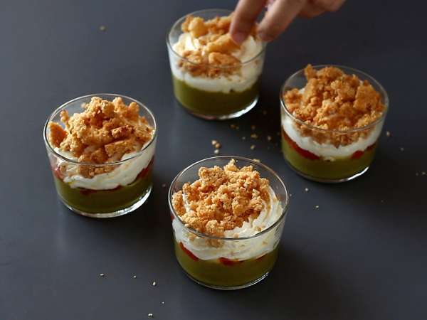 Vejetaryen verrines: bezelye çorbası kreması, parmesan crumble ve mascarpone kreması - Hazırlık adım 10