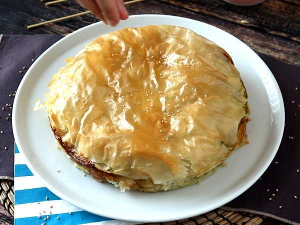 Spanakopita, ıspanaklı ve beyaz peynirli süper kolay Yunan böreği - Hazırlık adım 9