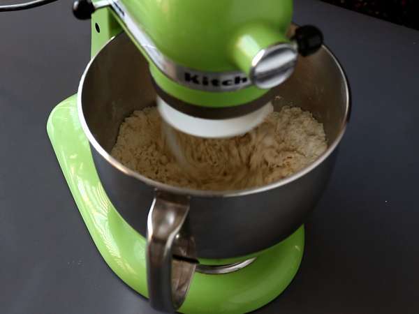 Tarçınlı rulolar, vanilya kreması ile tarçınlı çörek - Hazırlık adım 1